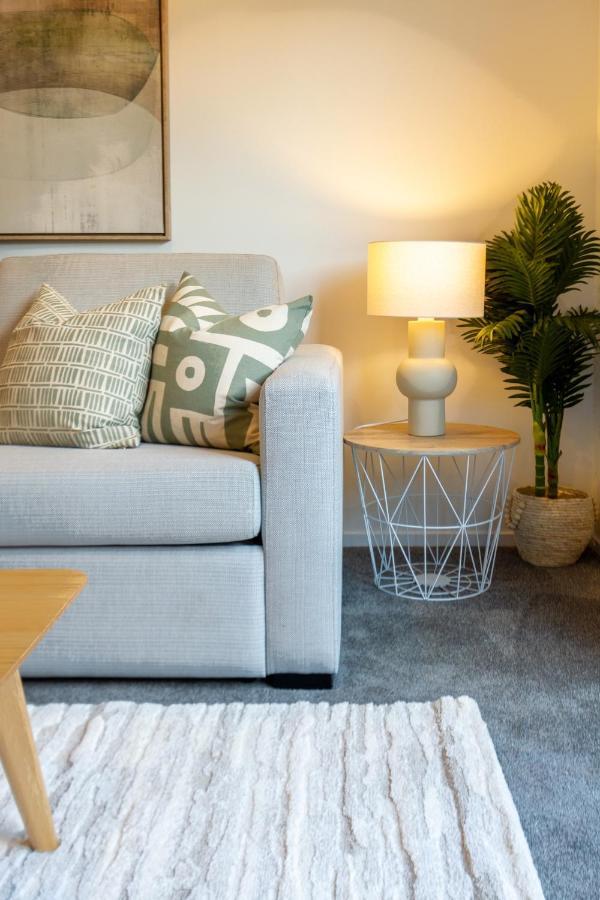 Appartamento Urban Park Escape 2 Bed 2 Bath W/Carpark Christchurch Esterno foto
