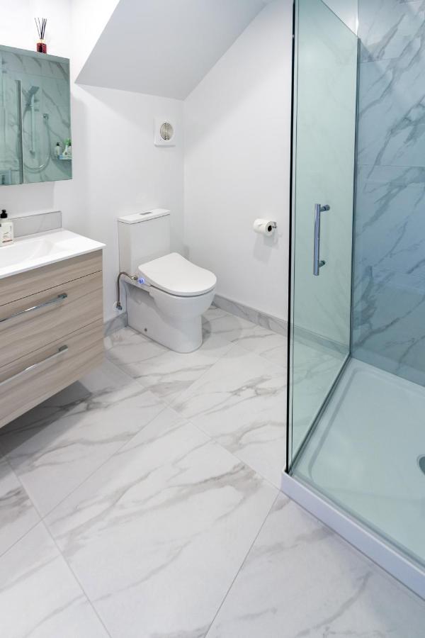 Appartamento Urban Park Escape 2 Bed 2 Bath W/Carpark Christchurch Esterno foto