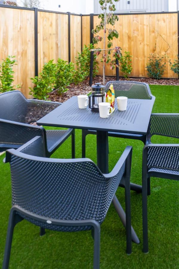 Appartamento Urban Park Escape 2 Bed 2 Bath W/Carpark Christchurch Esterno foto
