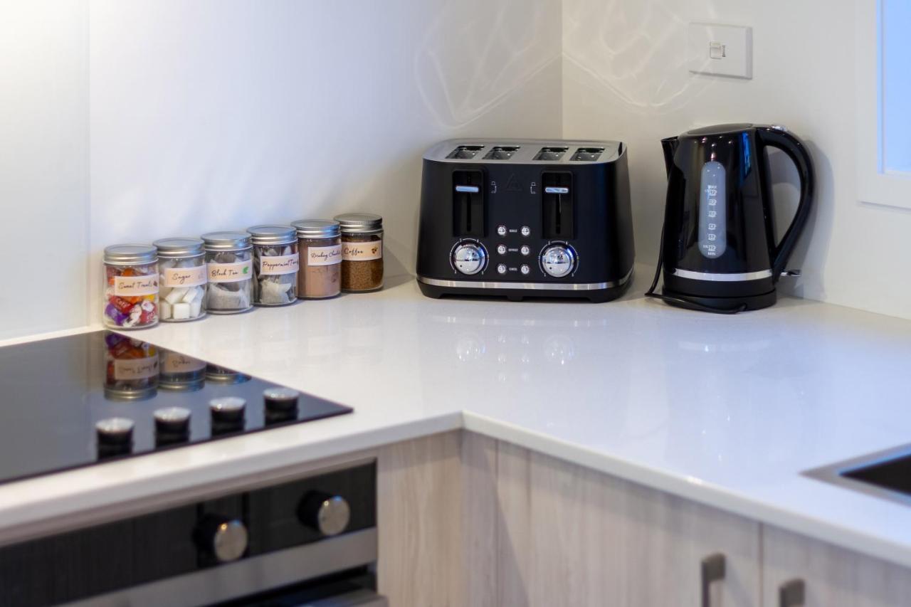 Appartamento Urban Park Escape 2 Bed 2 Bath W/Carpark Christchurch Esterno foto
