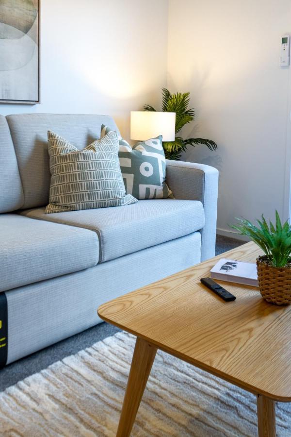 Appartamento Urban Park Escape 2 Bed 2 Bath W/Carpark Christchurch Esterno foto