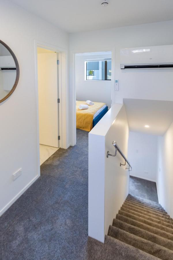 Appartamento Urban Park Escape 2 Bed 2 Bath W/Carpark Christchurch Esterno foto