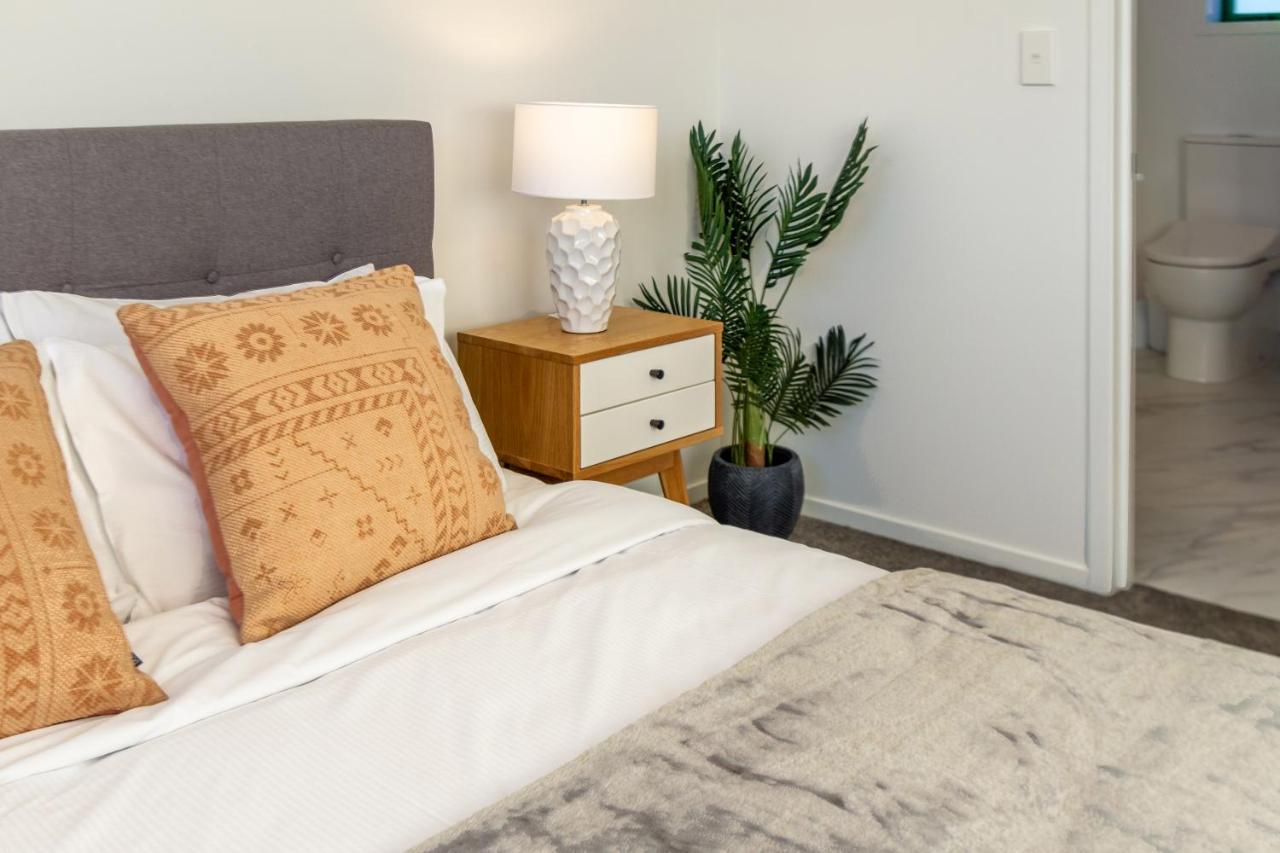 Appartamento Urban Park Escape 2 Bed 2 Bath W/Carpark Christchurch Esterno foto