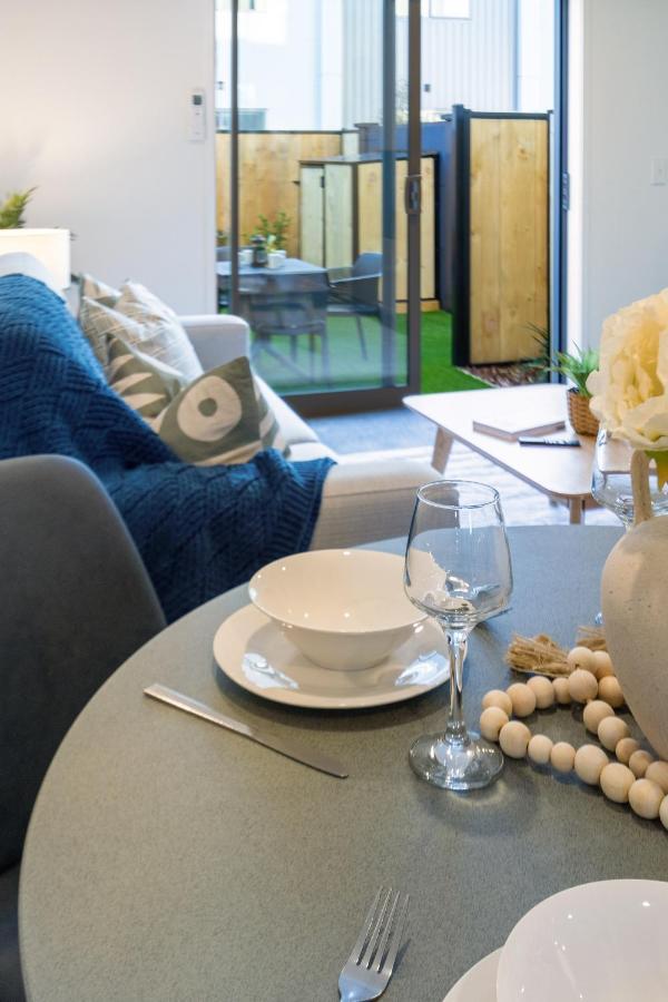 Appartamento Urban Park Escape 2 Bed 2 Bath W/Carpark Christchurch Esterno foto